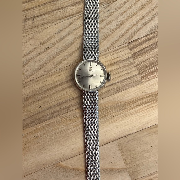 Tissot Ladies Vintage Mechanical Watch Gold Filled Bracelet Gold Plated Bezel - Picture 5 of 14